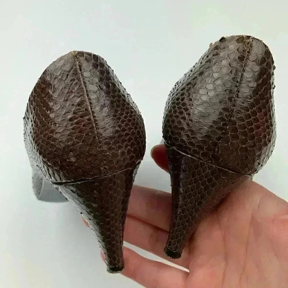 Canessa womens heels size 8 AA brown snakeskin bow vintage 80s - Picture 8 of 15
